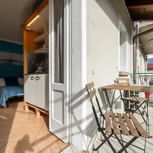  Apartment Azure In By Wonderful Italy